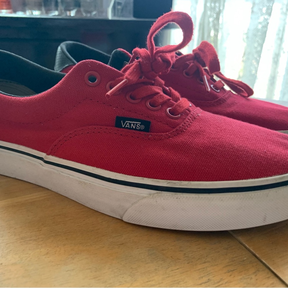 Vans Red Canvas Low-Top Sneakers Men’s 8